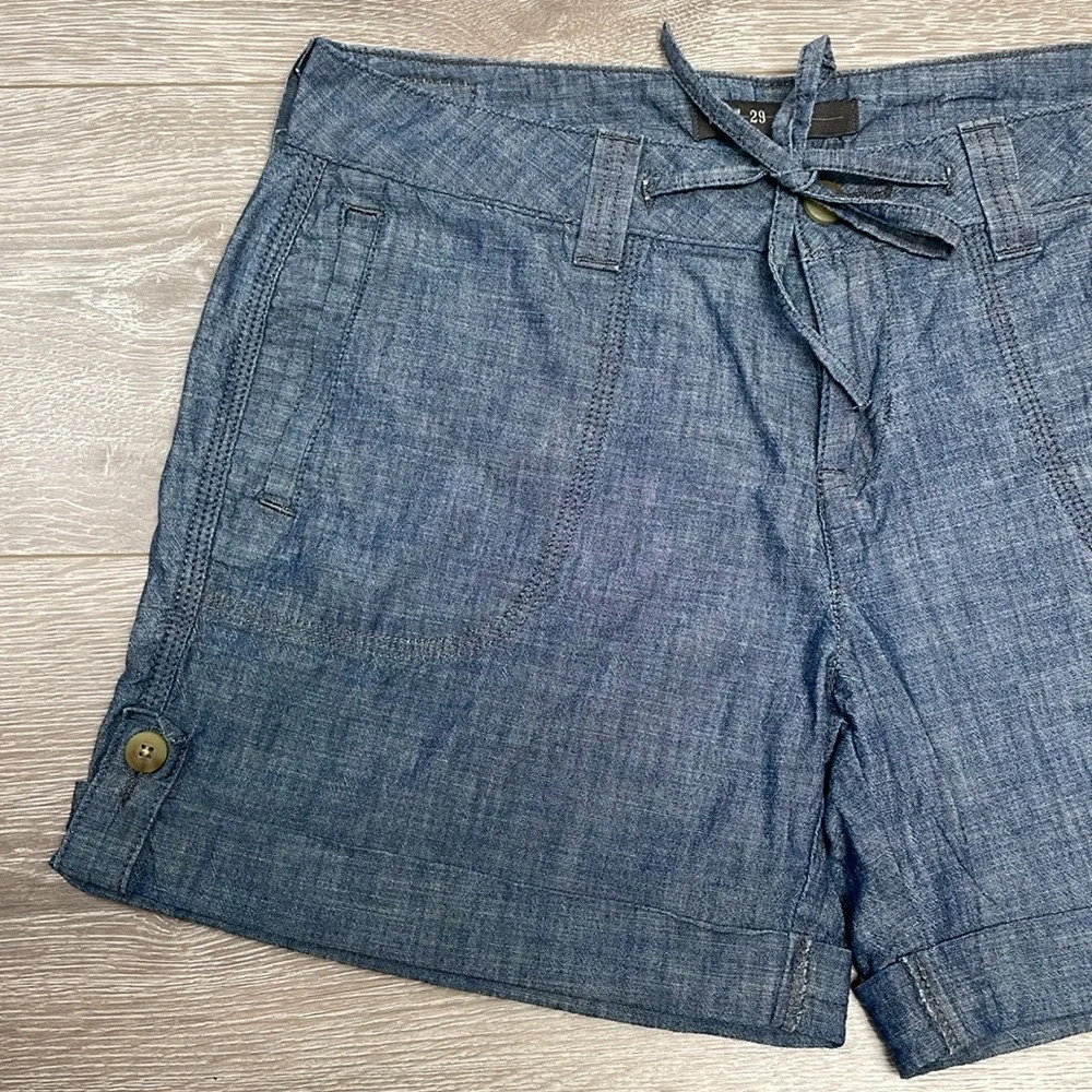 Levi’s Chambray Cuffed Flat Front Drawstring Wais… - image 3